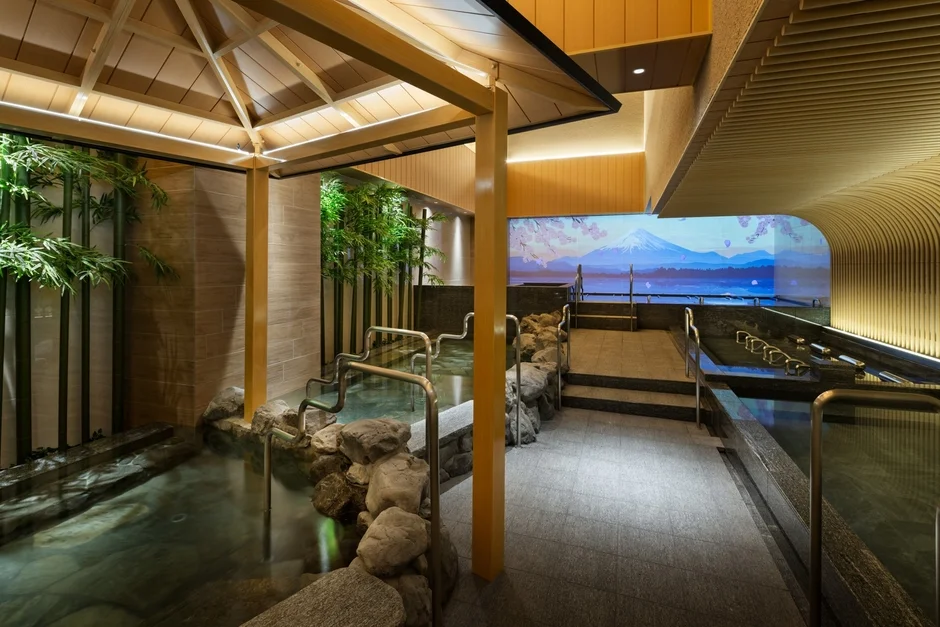 うめきた温泉 蓮 大浴場