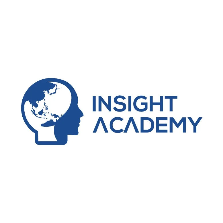 INSIGHT ACADEMY ロゴ